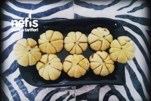 Balkabağı Görünümlü Elmalı Kurabiye Nefis Yemek Tarifleri