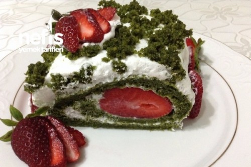 Ispanaklı Çilekli Rulo Pasta Nefis Yemek Tarifleri