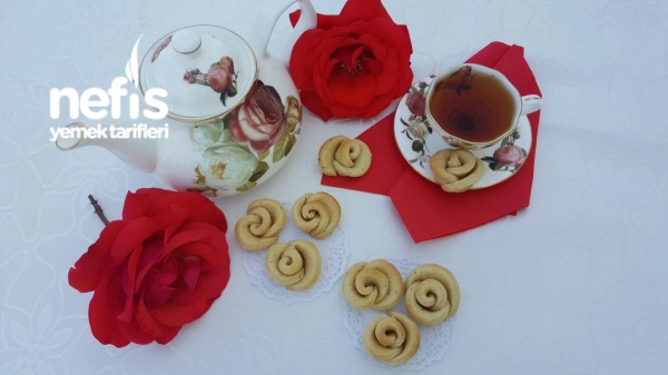 Meyve Soslu Gül Kurabiyeler Nefis Yemek Tarifleri