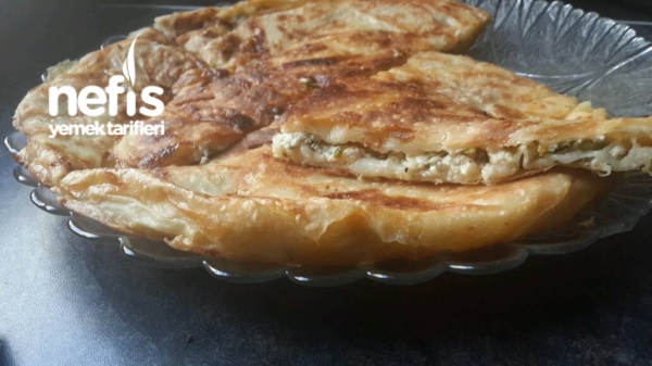 Su Böreği Tadında Kıŕpık Börek