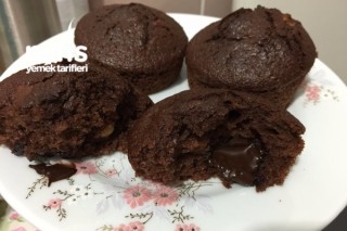 Çikolatalı Cevizli Yumuşacık Muffin Kek Tarifi