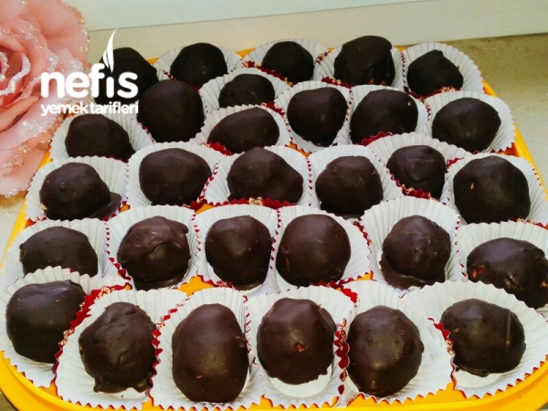Çikolata Mantolu Hindistancevizi Topları Nefis Yemek Tarifleri