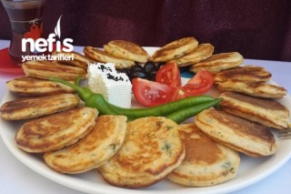 Kahvaltılık Peynirli Pankek (videolu) Tarifi