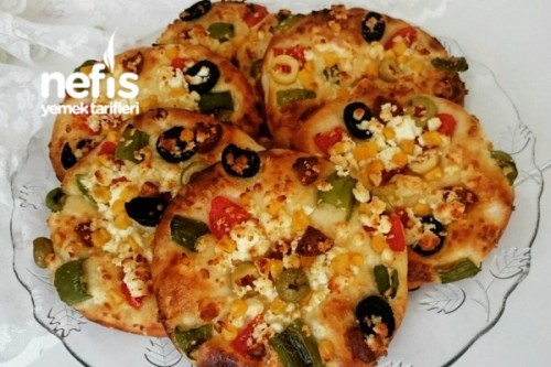 Kahvaltılık Mini Pizza Tarifi Pembe Nazlım Nefis Yemek Tarifleri