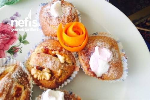 Karışık Muffinler (Elmalı Tarçınlı Ve Portakallı Marshmallowlu) Tarifi