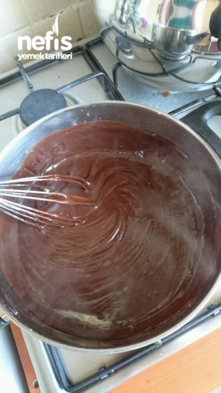 Çikolatalı Muzlu Çilekli Pastam