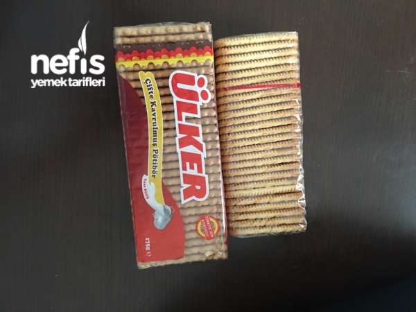 Kekli Bisküvili Çilek Pudingli Pasta Nefis Yemek Tarifleri