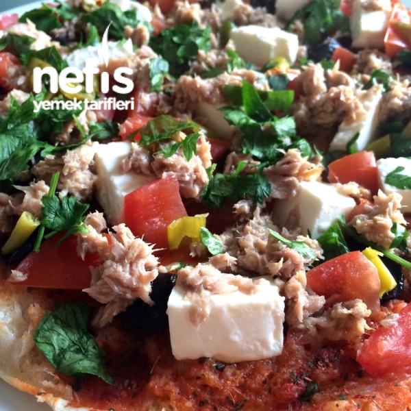 Bazlama Pizza Nefis Yemek Tarifleri 1947191