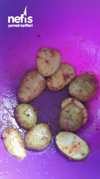 Fırında Baharatlı Taze Patates