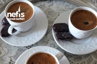 Bol Köpüklü Vanilyalı Türk Kahvesi (Sade) Tarifi