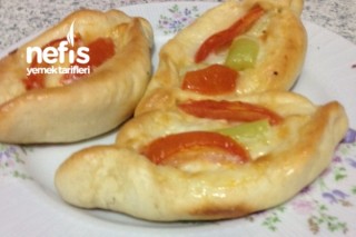 Nefis Kahvaltılık Pide Tarifi