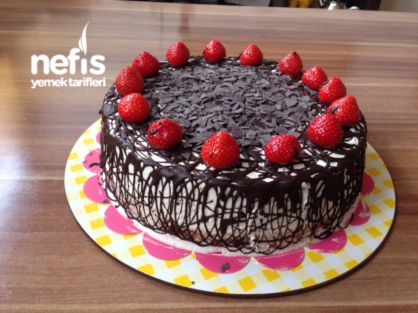 Yaş Pasta Tarifi Nefis Yemek Tarifleri 1772847