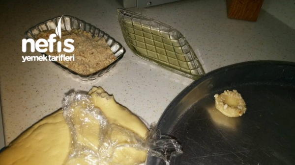 Üstü Bol Fındıklı Beyaz Çikolatalı Kurabiye Nefis Yemek Tarifleri