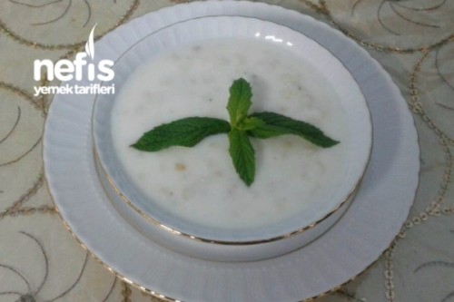 Yoğurtlu soğuk çorba tarifi Yoğurtlu soğuk çorba tarifi