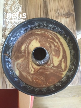 Vanilyalı – Kakaolu Kek