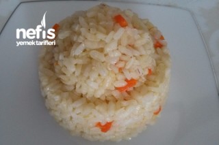 Havuçlu Soğanlı Pirinç Pilavı Tarifi