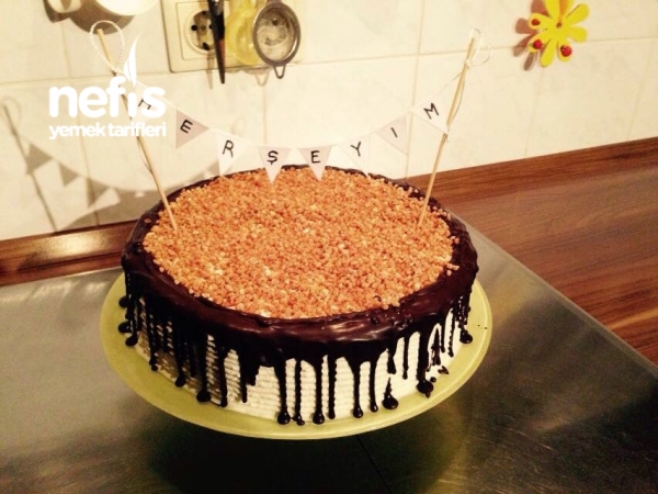 Yaş Pasta Tarifi Nefis Yemek Tarifleri 1772847