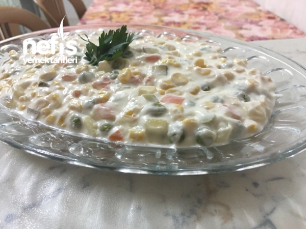 Rus Salatası Harika Tat