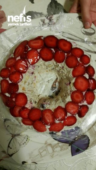 Bisküvili Yaz Pastası