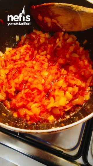 Kuru Patlıcan Ve Biber Kavurması