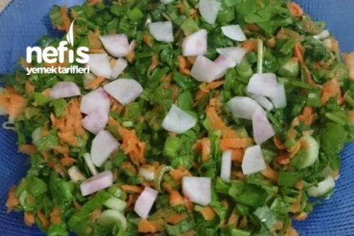Yeşil Salata (Özellikle Balık Yanında) Tarifi
