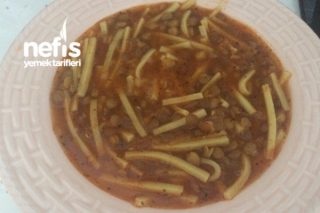 Erişteli Yeşil Mercimek Çorbası Tarifi