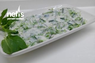 Taze Naneli Marul Salatası Tarifi