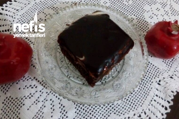 Kremalı Çikolata Soslu Kek Nefis Yemek Tarifleri 2253304