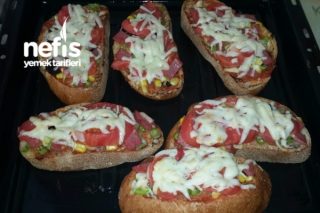 Trabzon Ekmeğinde Pizza Tarifi