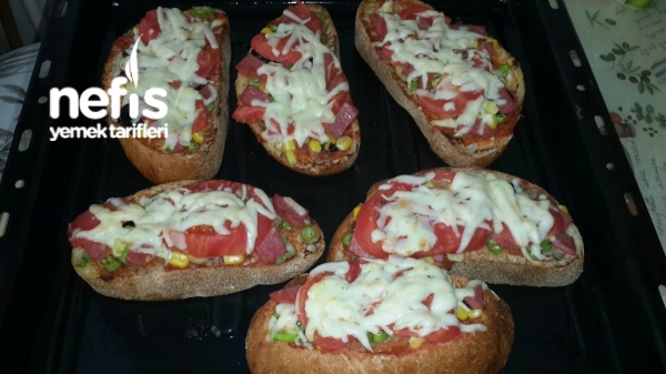 Trabzon Ekmeğinde Pizza Nefis Yemek Tarifleri