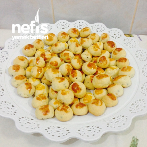 Çörekotlu Fındık Tuzlu Kurabiye Nefis Yemek Tarifleri