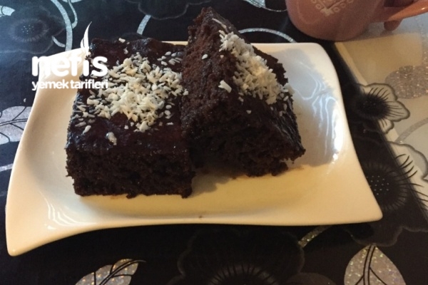 Islak Kek Browni Tadında Nefis Yemek Tarifleri