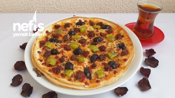 Tortilla Pizza Nefis Yemek Tarifleri 2290034
