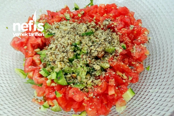 Nefis Gavurdağı Salatası