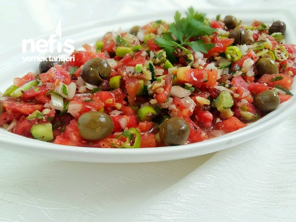Nefis Gavurdağı Salatası
