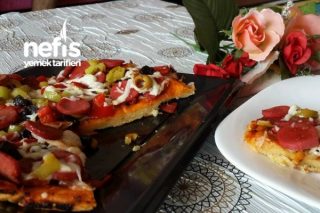 Tava Pizzası (Pratik-15 Dakikada) Tarifi