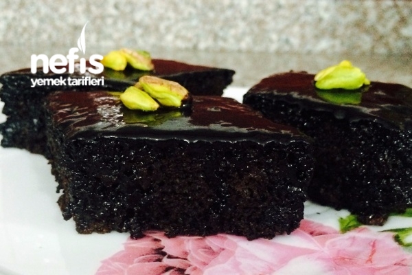 Bol Çikolatalı Islak Kek (Browni Tadında) Nefis Yemek Tarifleri