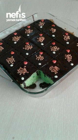 Çikolatalı Yeşil Kek