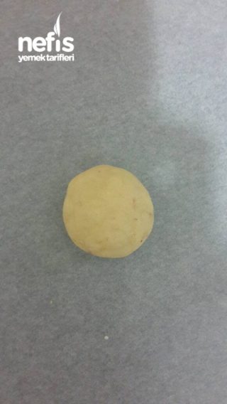 Διάσημο μπισκότο Bozcaada (με τσίχλα αμυγδάλου)