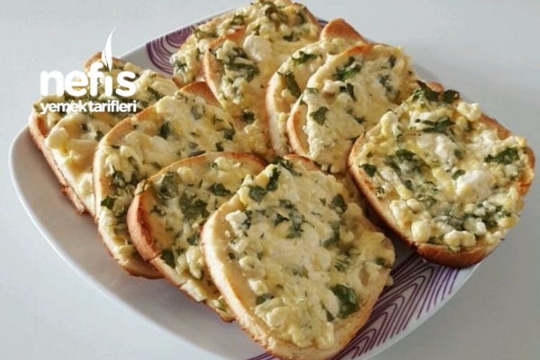 Peynirli Tost Ekmekleri - Nefis Yemek Tarifleri