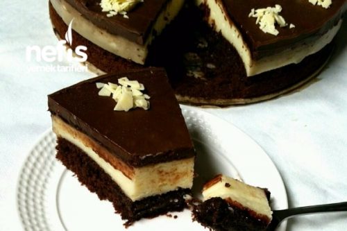Çikolata Soslu Brownie İrmik Tatlısı Tarifi