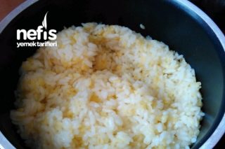 Bulgurlu Pirinç Pilavı (Birde Böyle Deneyin) Tarifi