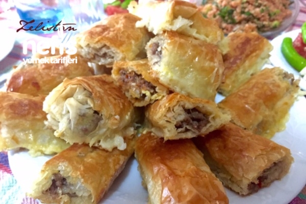 Kıymalı Börek ( Baklava Yufkası İle ) Nefis Yemek Tarifleri