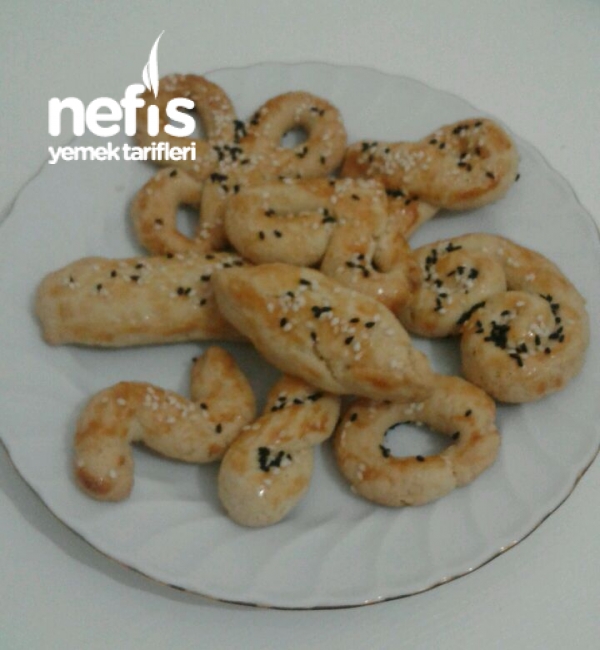 Çok Şekilli Tuzlu Kurabiye Nefis Yemek Tarifleri