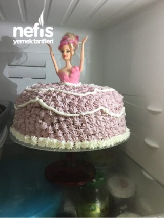 Kızımın Barbie Pastası Yaş Günü İçin