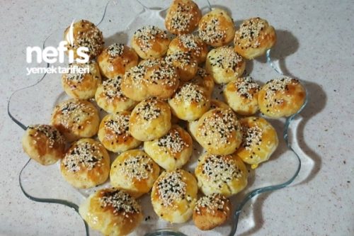 Peynir Malzemeli Nefis Poğaça Tarifi