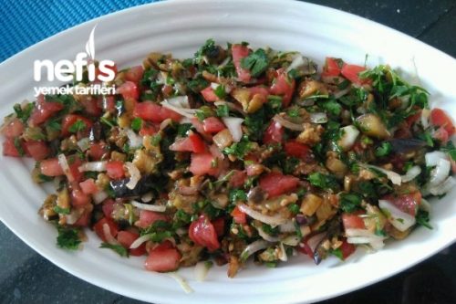 10 Dakikada Kahvaltı İçin Lezzetli Patlıcan Salatam Tarifi