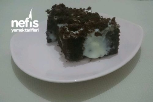 Vanilyalı Krema Dolgulu Kakaolu Kek Nefis Yemek Tarifleri