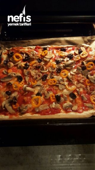 Pizza Italyan Usulü