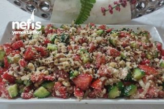 Lor Peynirli Karışık Salata (Çok Doyurucu) Tarifi